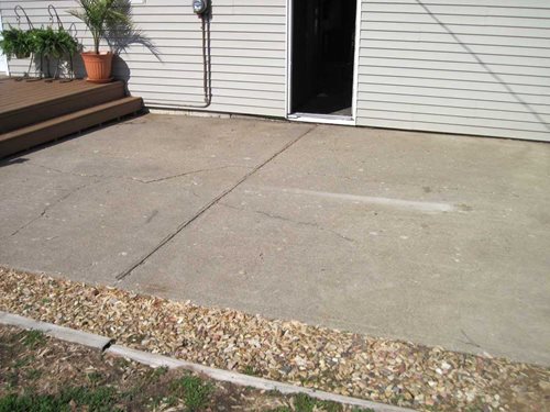 Before-Cracked-Concrete
blog
Solomon Colors
