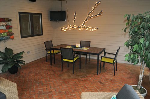 Interior Floors
blog
Solomon Colors
