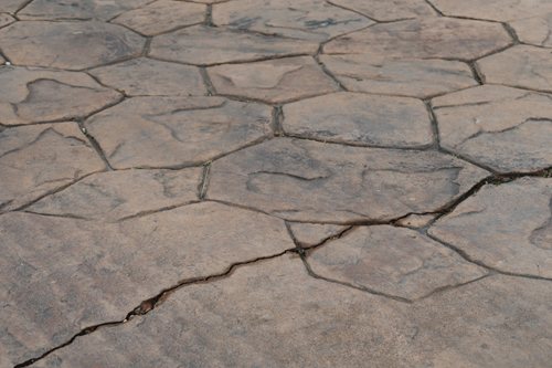 Cracked Concrete, Colored Concrete, Stamped Concrete
Site
Solomon Colors
