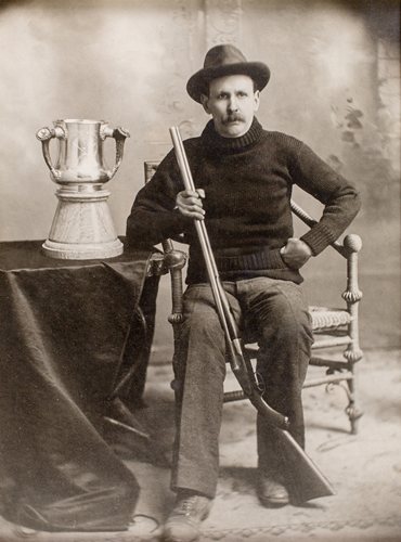 Robert Christopher Solomon
Site
Solomon Colors
