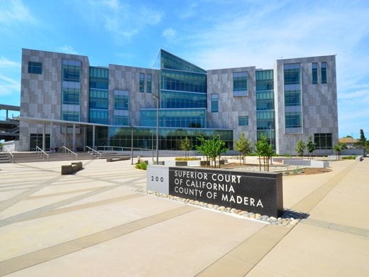 Courthouse Plaza, Colored Concrete, Decorative Ribbons
Site
Solomon Colors
