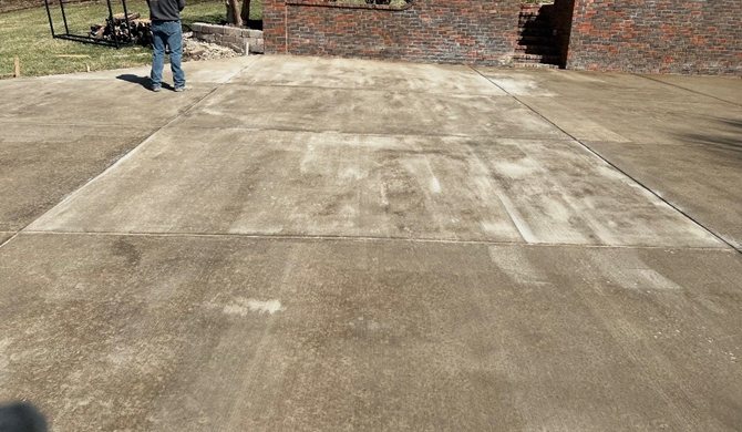 Colored Broom Finished Concrete, Mistakes
Site
Solomon Colors
