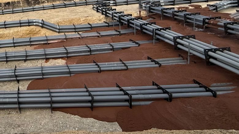 conduit red high visibilty concrete